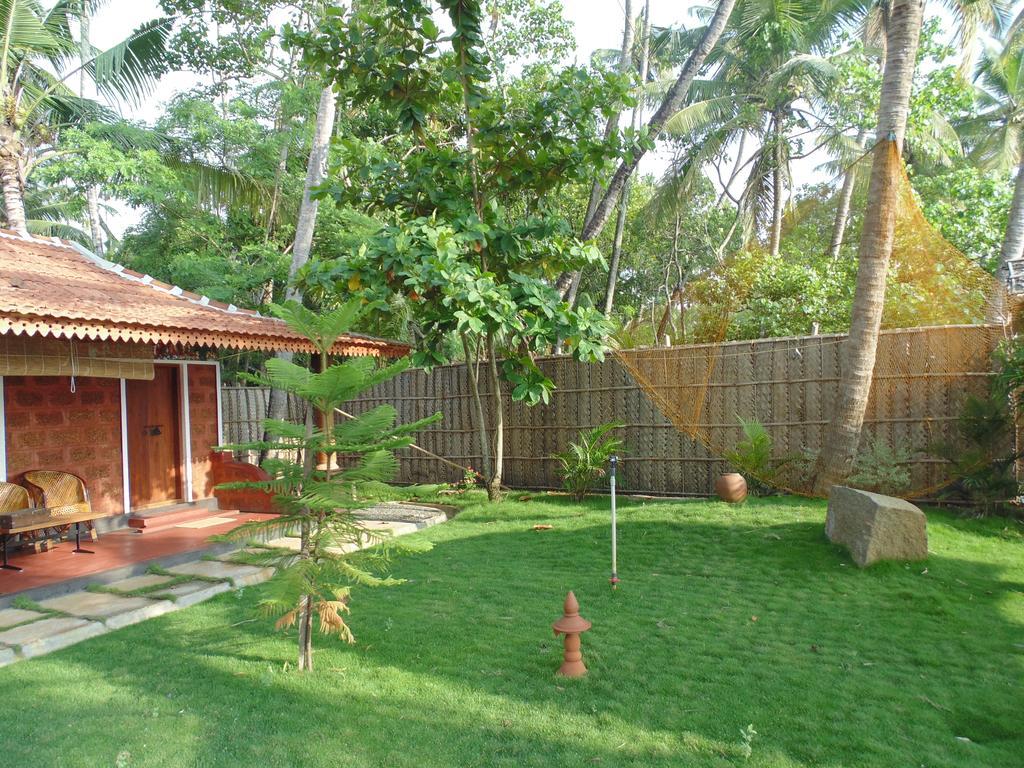 Ambadis Villas Kodungallur Exterior photo